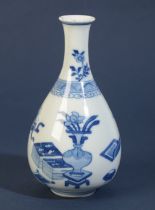 A CHINESE BLUE AND WHITE BALUSTER VASE