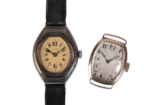 VERTEX: A LADY'S 9CT GOLD WRISTWATCH