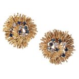 A PAIR OF 18CT GOLD SAPPHIRE AND DIAMOND CLUSTER CLIP EARRINGS