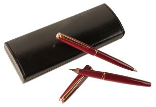 MONT BLANC: A FOUNTAIN AND BALLPOINT PEN SET