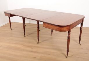 A GEORGE IV MAHOGANY DINING TABLE