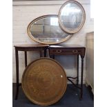 AN EDWARDIAN MAHOGANY AND SATINWOOD OCCASIONAL TABLE