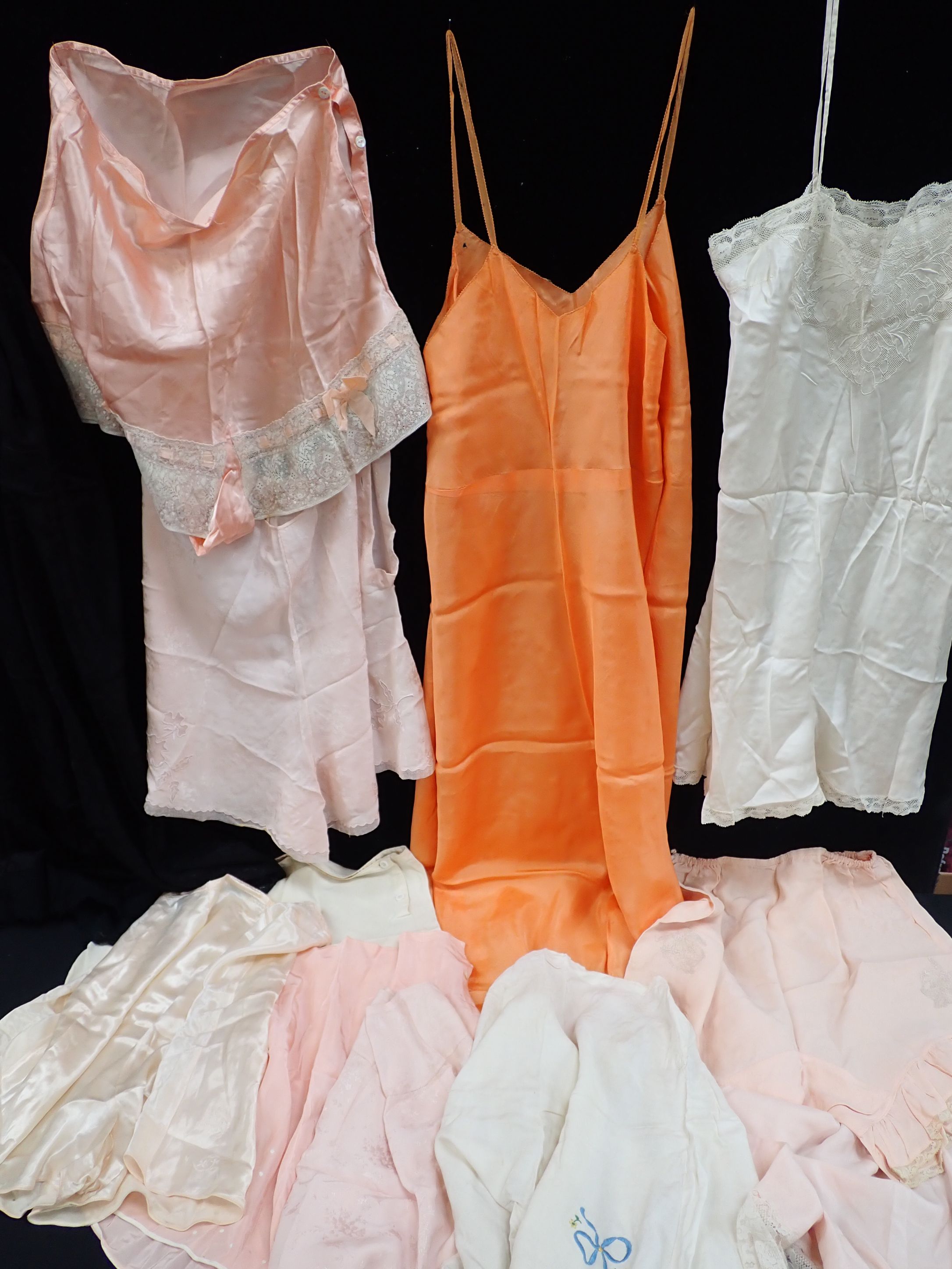 A COLLECTION OF 1930S AND LATER LADIES' UNDERWEAR