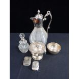 A SILVER (925) VESTA CASE, A SILVER COLLARED BOTTLE