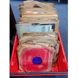 A QUANTITY OF 78 RPM GRAMOPHONE RECORDS