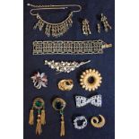 A SUITE OF 'JEWELCRAFT' COSTUME JEWELLERY