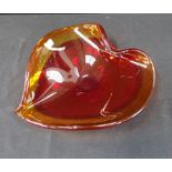 A 1960S GLASS LEAF SHAPED DISH