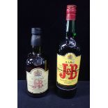 A BOTTLE OF J & B RARE BLENDED SCOTCH WHISKY