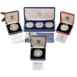 A 2003 ROYAL MINT COMMERATIVE SILVER PROOF CROWN SET