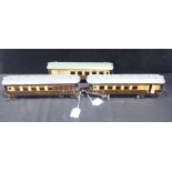 PAIR OF HORNBY 0 GAUGE PULLMAN CARRIAGES