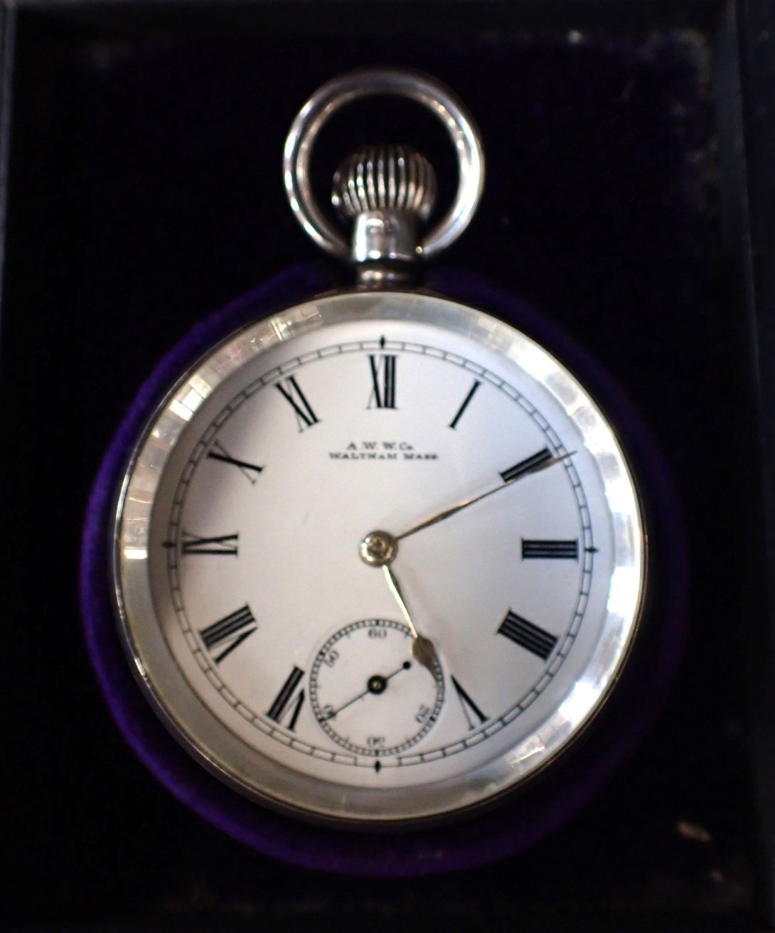 A SILVER-CASED WALTHAM POCKET WATCH - Image 2 of 4
