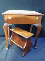 A SMALL 19th CENTURY ELM AND FRUITWOOD STOOL OR STAND