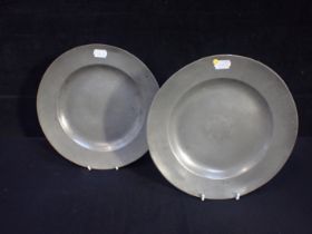 A PAIR OF 18TH CENTURY PEWTER PLATES BY BURFORD AND GREEN