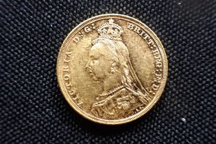 AN 1892 QUEEN VICTORIA GOLD SOVEREIGN