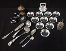 ELEVEN GOLDSMITHS & SILVERSMITHS Co INDIVIDUAL BUTTER DISHES