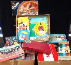 A COLLECTION OF VINTAGE JIG-SAW PUZZLES, TOYS