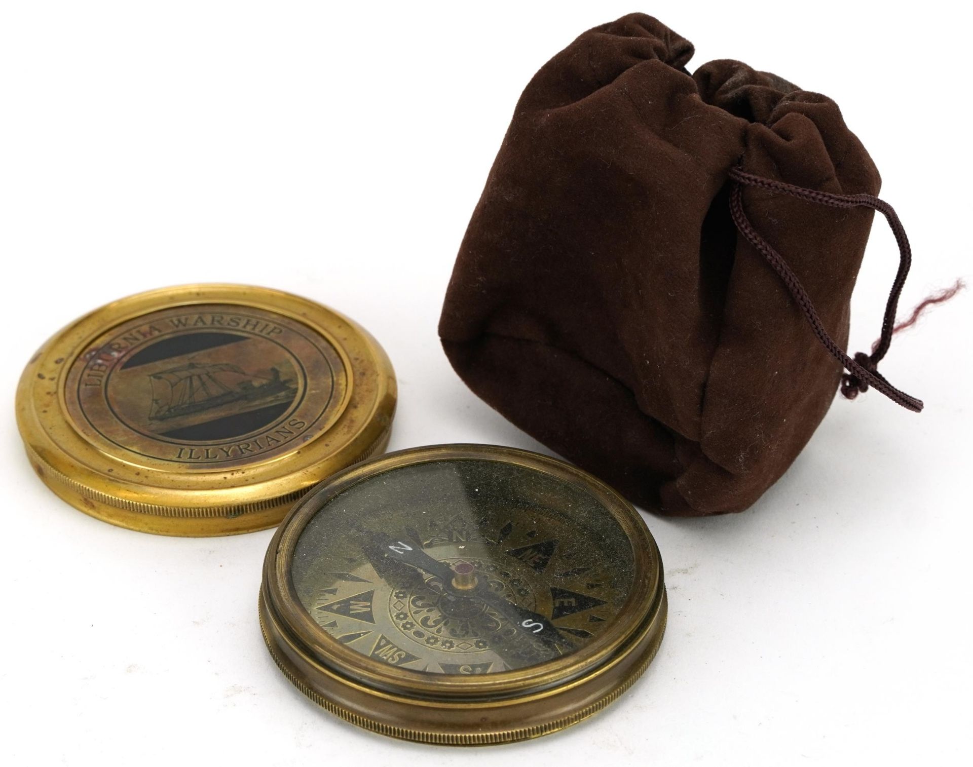 Circular brass naval interest compass, 7.5cm in diameter