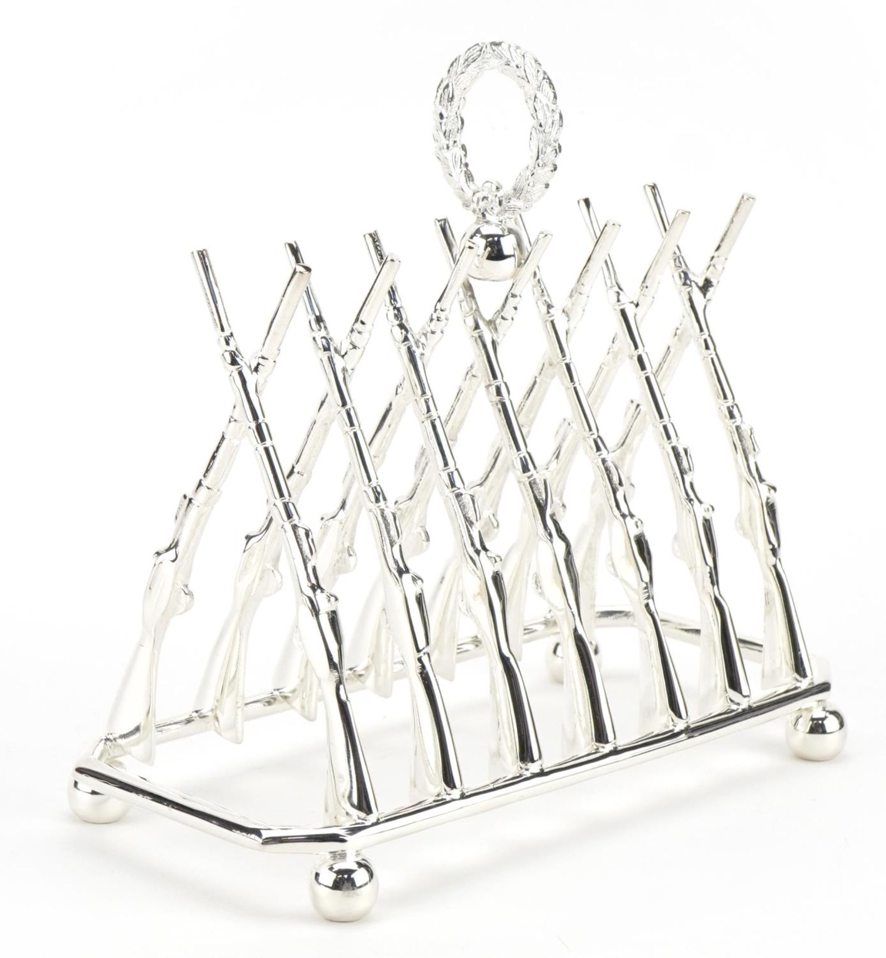 Rifle design silver plated six slice toast rack, 19.5cm wide