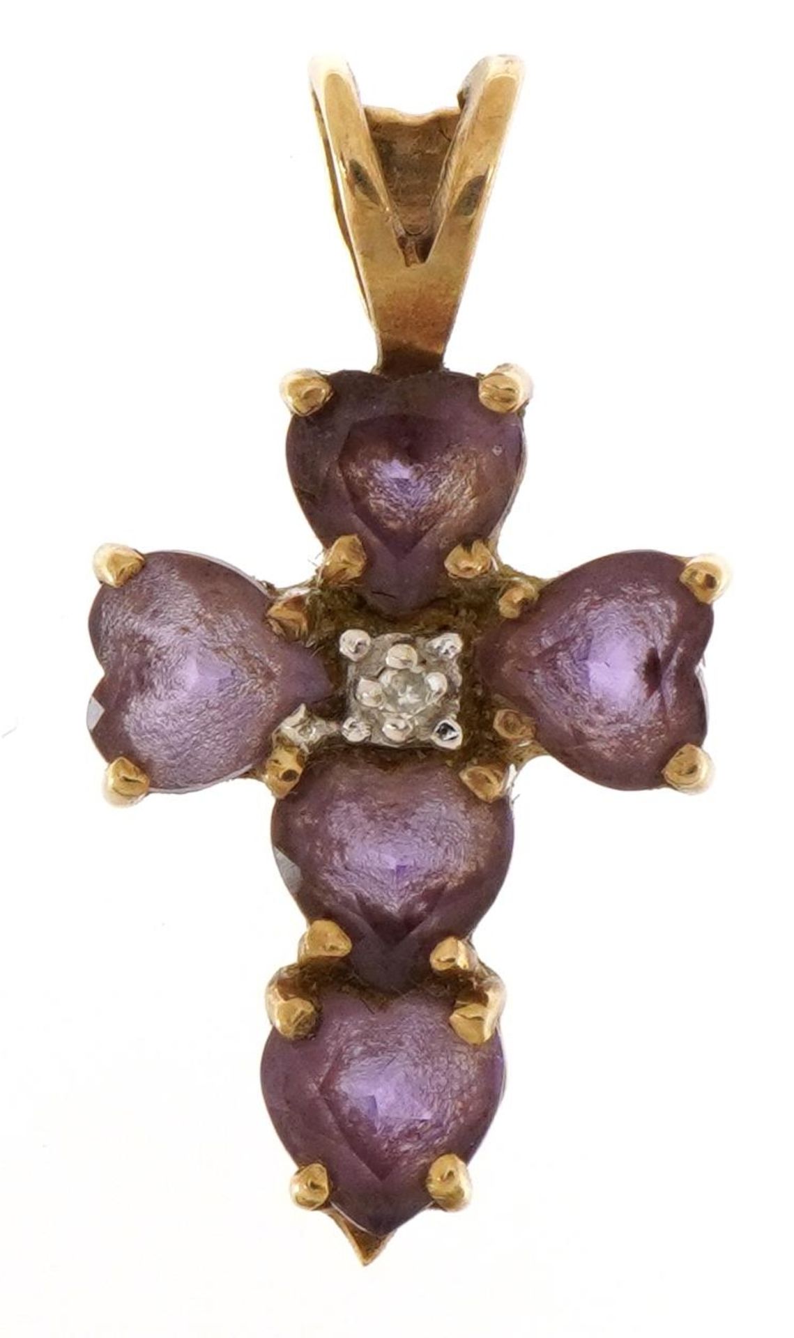 9ct gold amethyst cross pendant set with a diamond, 2.0cm high, 1.1g