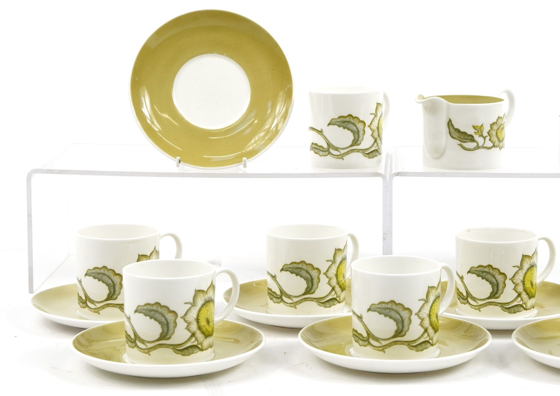 Set of eight Susie Cooper Sunflower pattern cups and saucers with milk jug and sugar bowl, the - Image 2 of 4