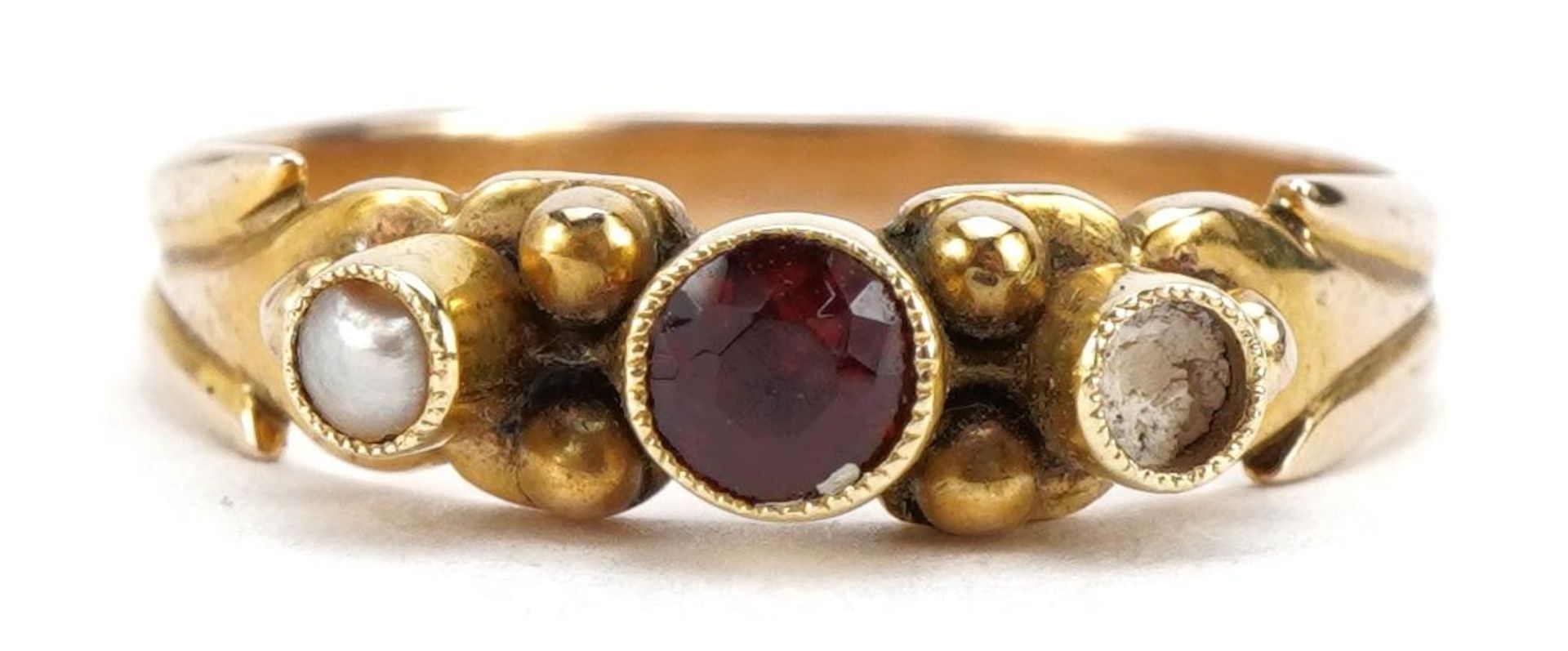 Antique unmarked gold red stone and pearl ring, size P, 2.4g