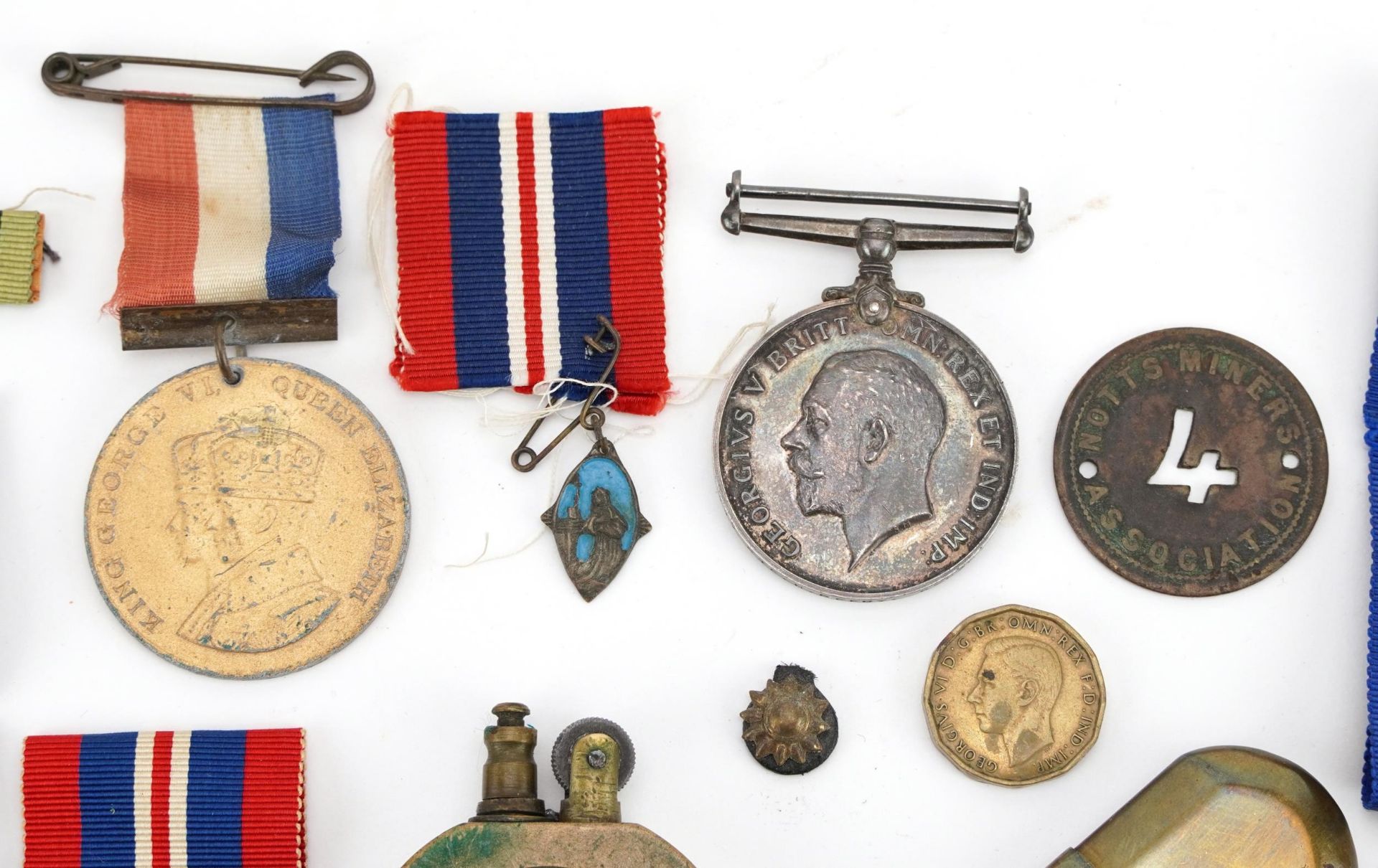 British militaria including World War I 1914-1918 war medal awarded to 460717 PTE.H.BEENY.8-CAN. - Bild 2 aus 6