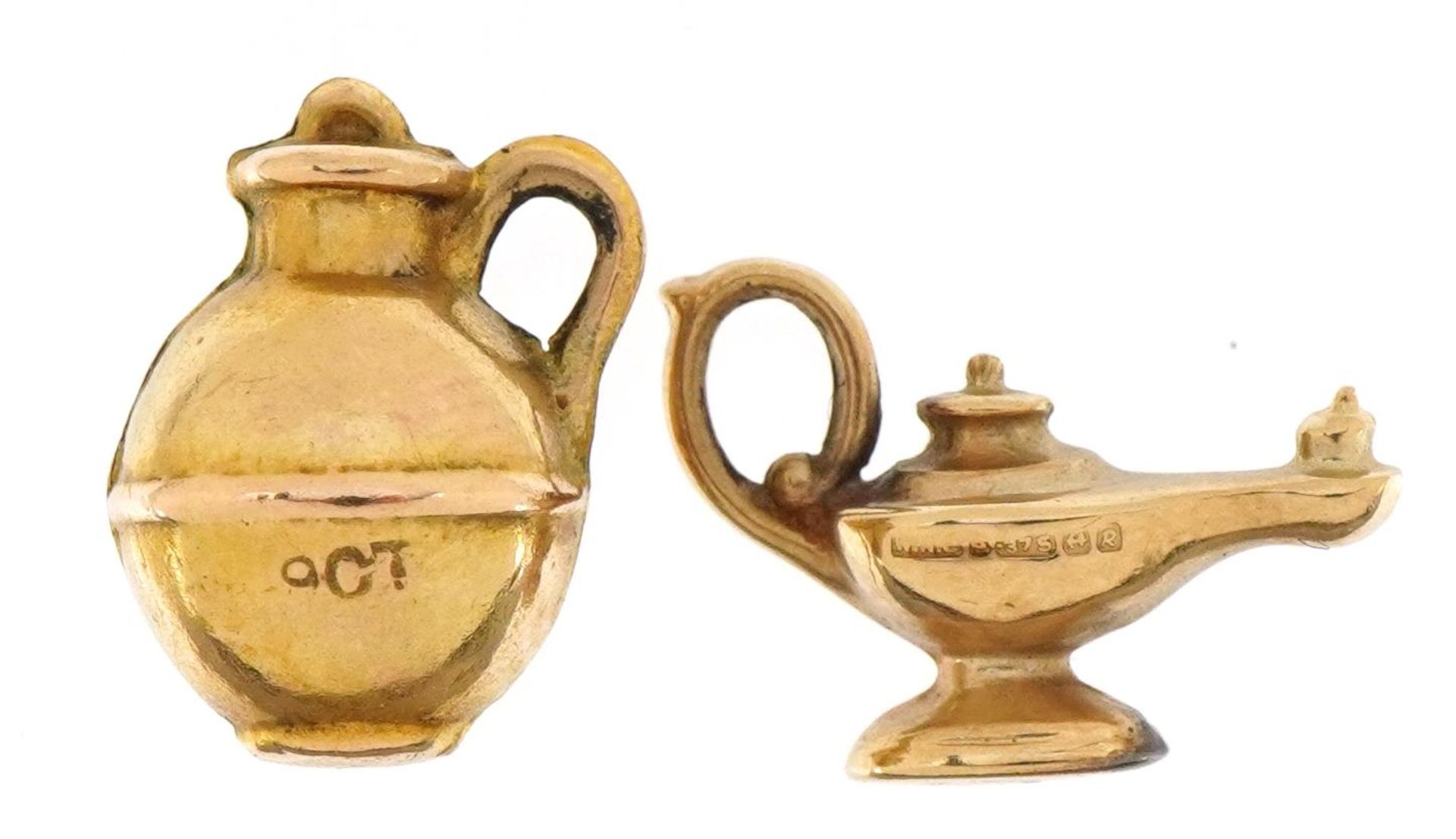 Two 9ct gold charms comprising oil lamp and vessel, the largest 1.6cm high, total 1.2g - Bild 2 aus 3