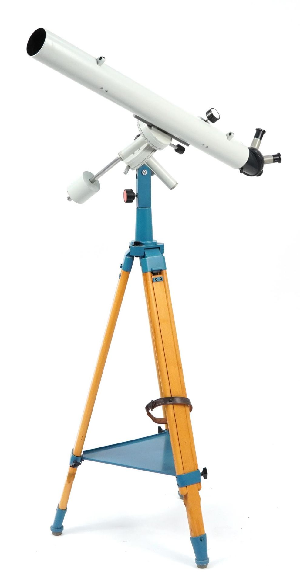 Carl Zeiss Jena floor standing telescope with tripod stand, approximately 157cm high when level