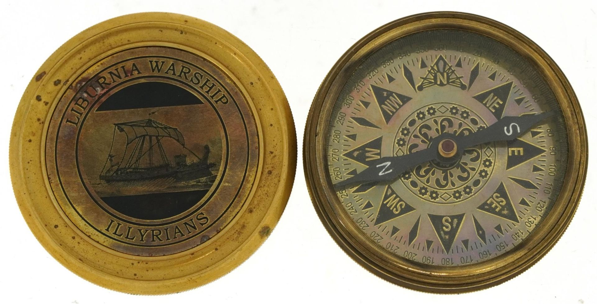 Circular brass naval interest compass, 7.5cm in diameter - Bild 3 aus 4