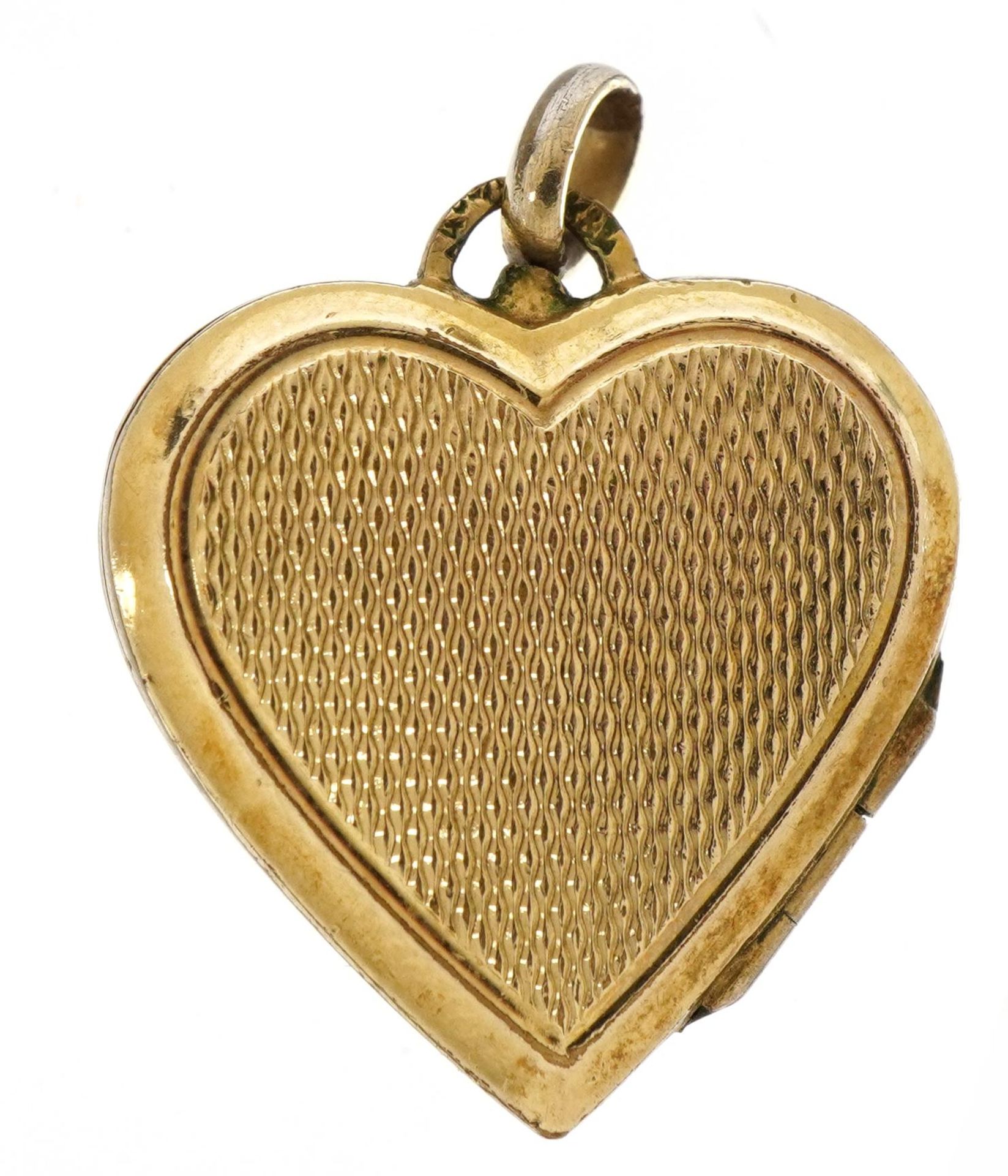 Gold love heart locket with engraved decoration indistinctly stamped to the suspension loop, 2.2cm - Bild 4 aus 4