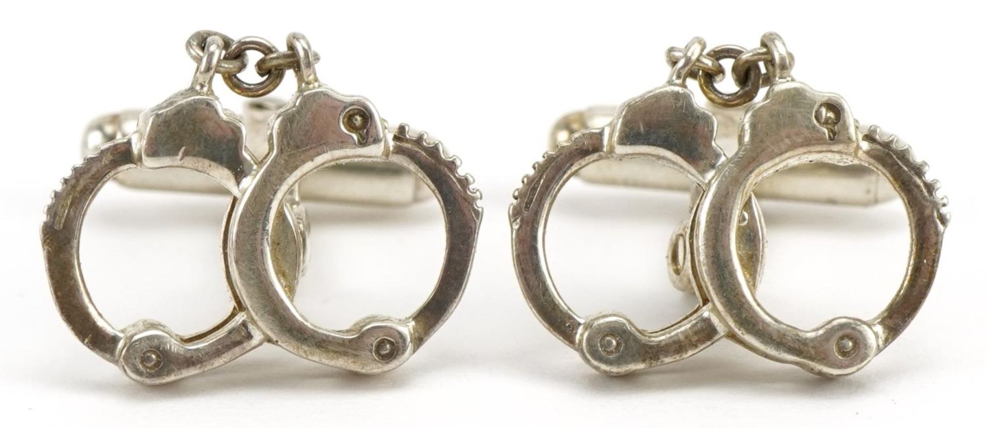 Links of London, pair of silver handcuff cufflinks housed in a Links of London box, 2.0cm wide, 8.8g