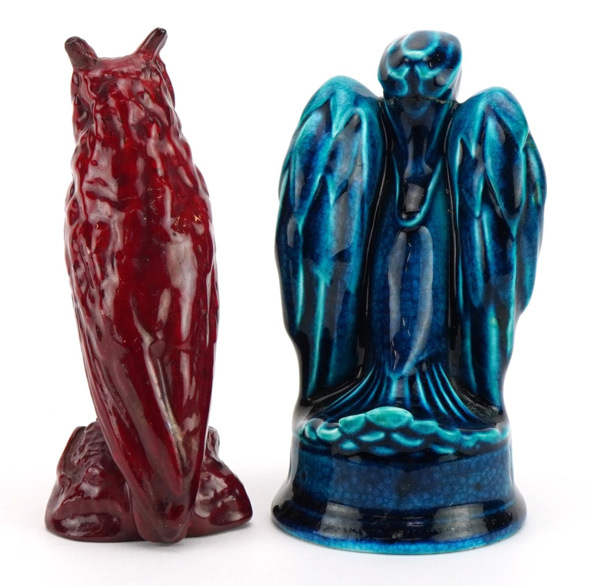 Two Bernard Moore figures comprising a red glazed owl and a blue glazed bird, the largest 12.5cm - Bild 2 aus 4