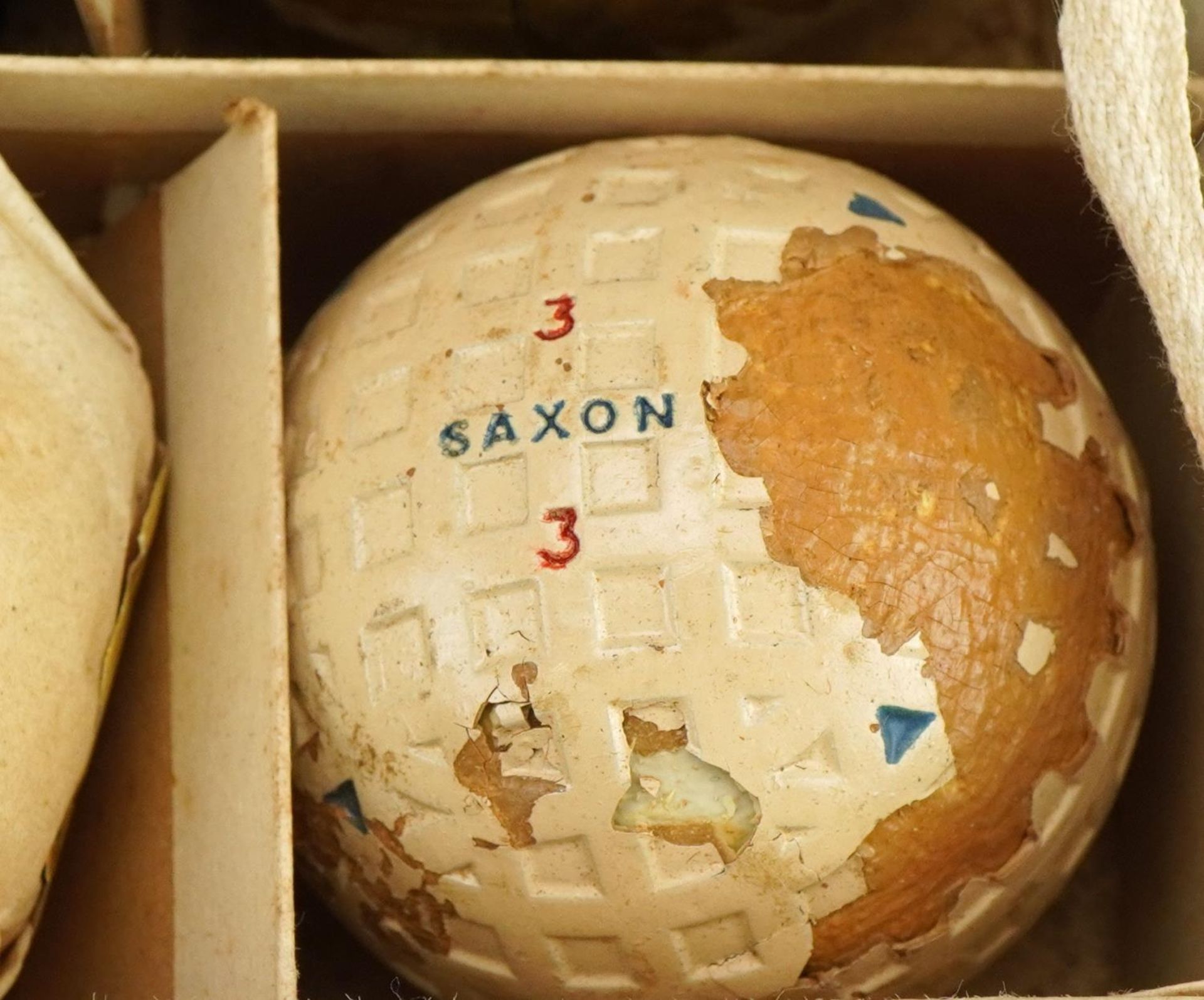 Boxed set of twelve vintage Saxon golf balls - Image 3 of 4