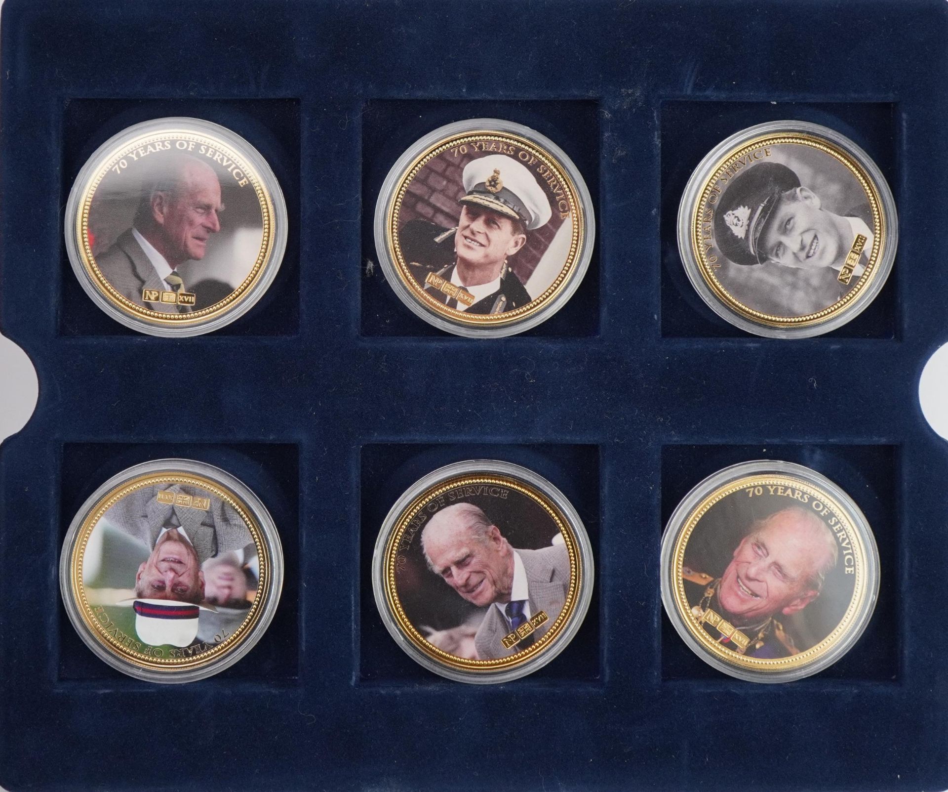 Collection of commemorative proof coins arranged in a fitted case including Diamond Jubilee, - Bild 4 aus 5