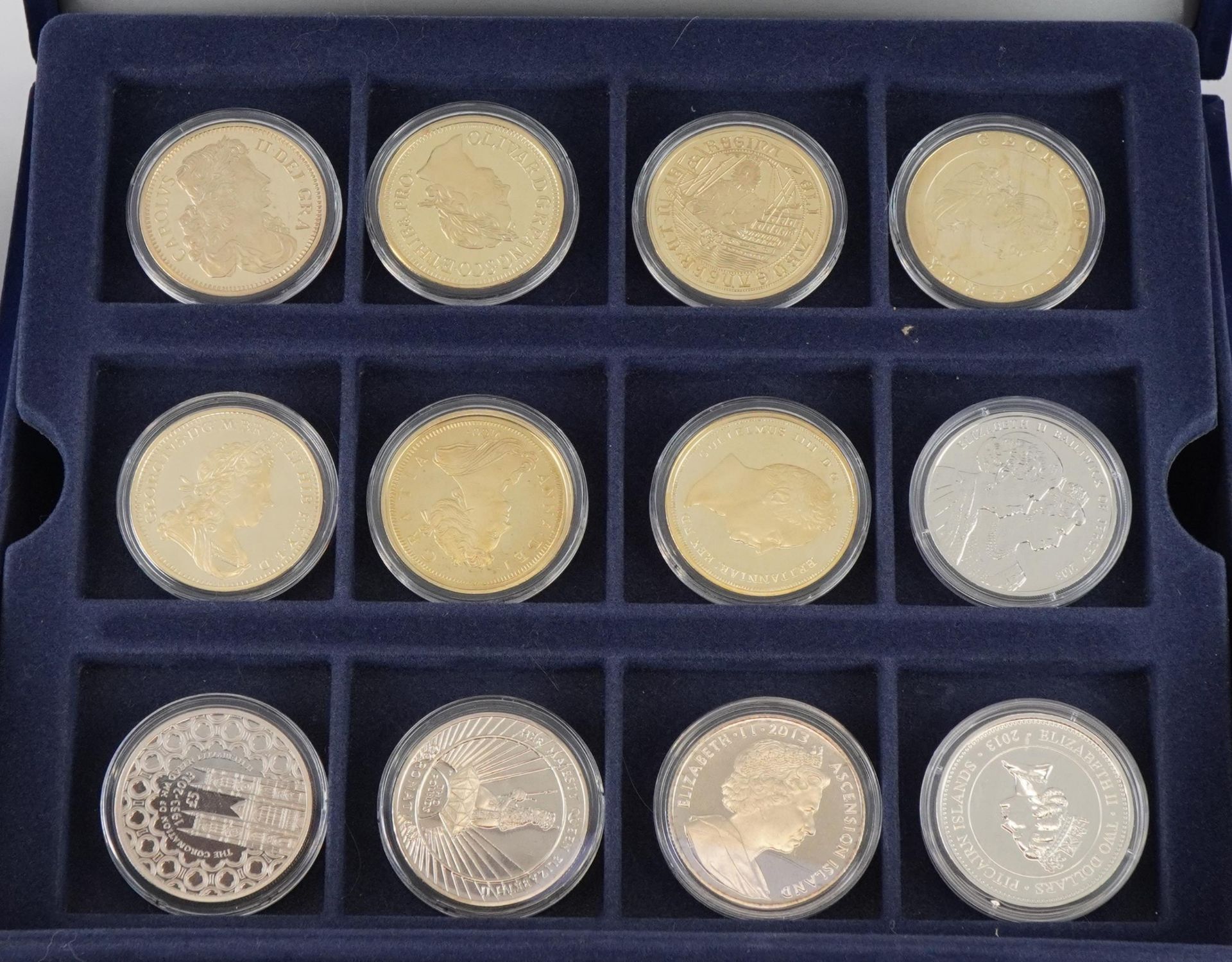 Collection of commemorative proof and other coinage, some probably silver including Elizabeth II - Bild 3 aus 4