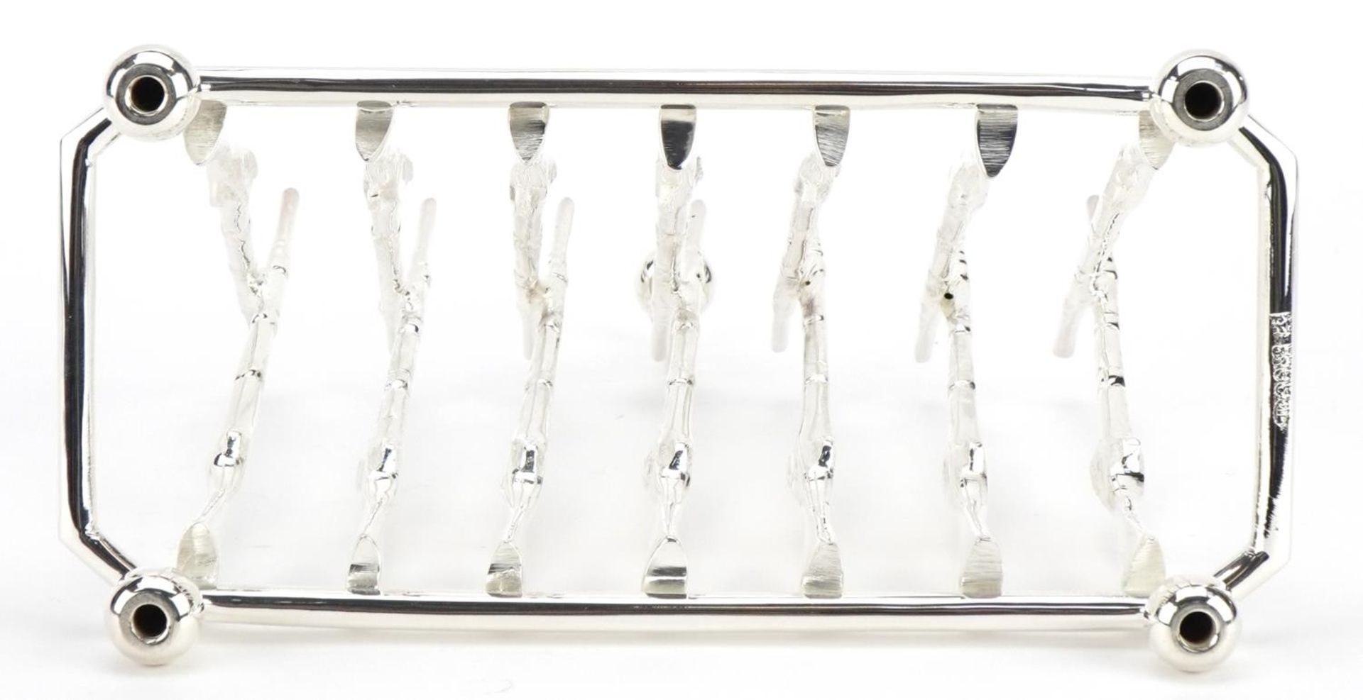 Rifle design silver plated six slice toast rack, 19.5cm wide - Image 3 of 4