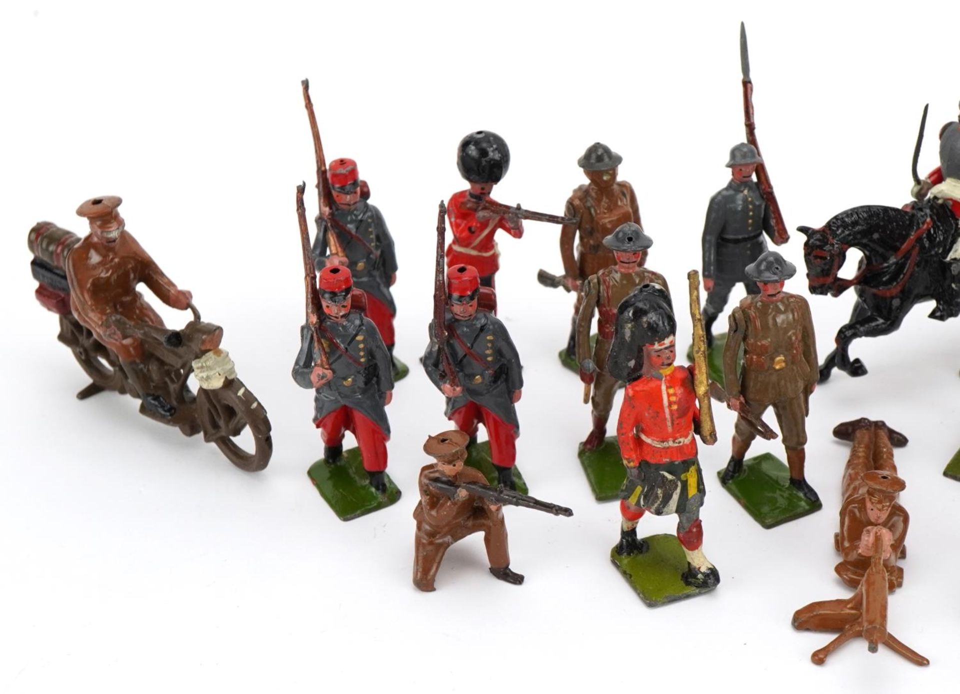 Group of hand painted lead military figures and soldiers including some Britains, the largest 7. - Image 2 of 3