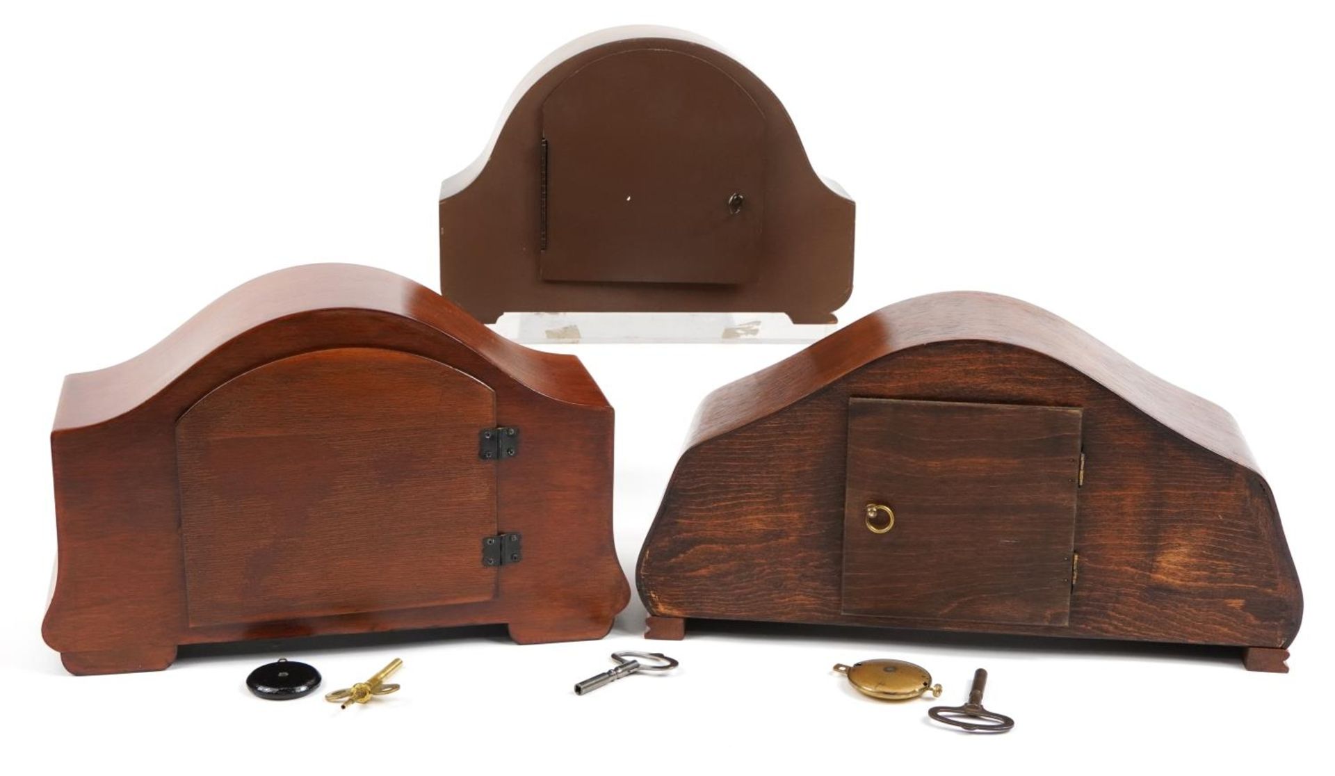 Three mahogany cased striking and Westminster chime mantle clocks comprising Smiths, Seth Thomas and - Image 4 of 7