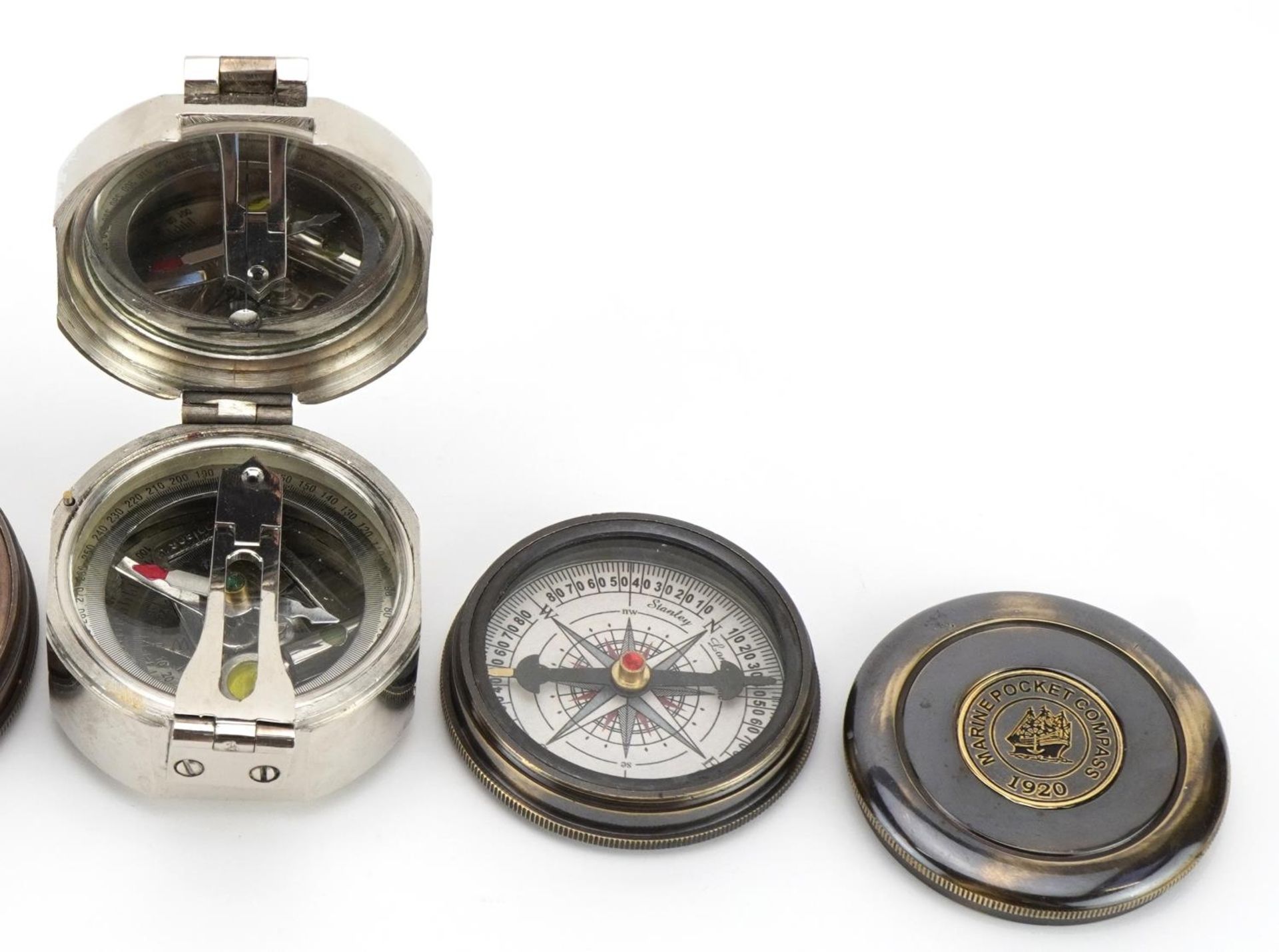 Three naval interest compasses including one with perpetual calendar, the largest 7.8cm in diameter - Bild 4 aus 5