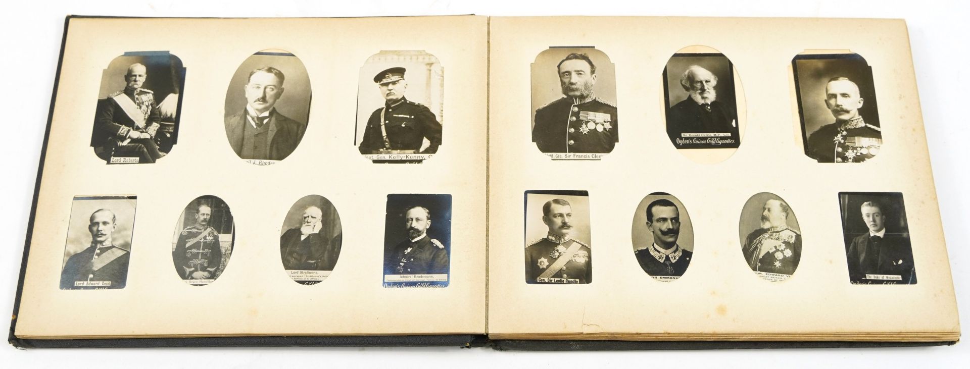 Ogden's photo album with photos including Lord Kitchener, Baden Power and theatrical actresses - Bild 3 aus 10