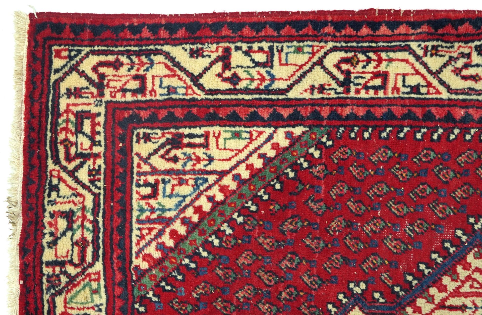 Rectangular Middle Eastern red ground rug, 155cm x 105cm - Bild 2 aus 6