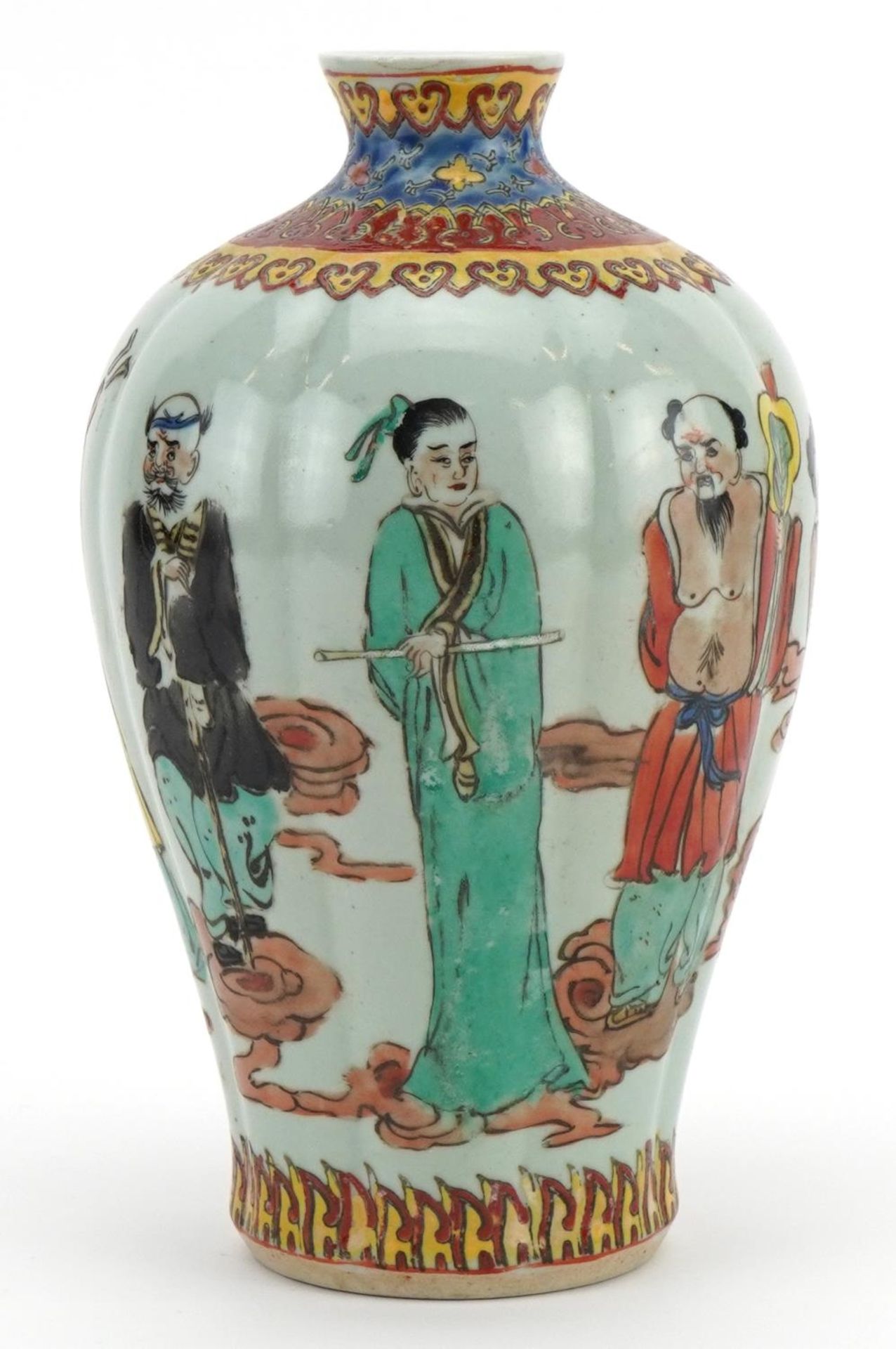 Chinese porcelain vase hand painted in the famille rose palette with figures, six figure character - Bild 2 aus 3