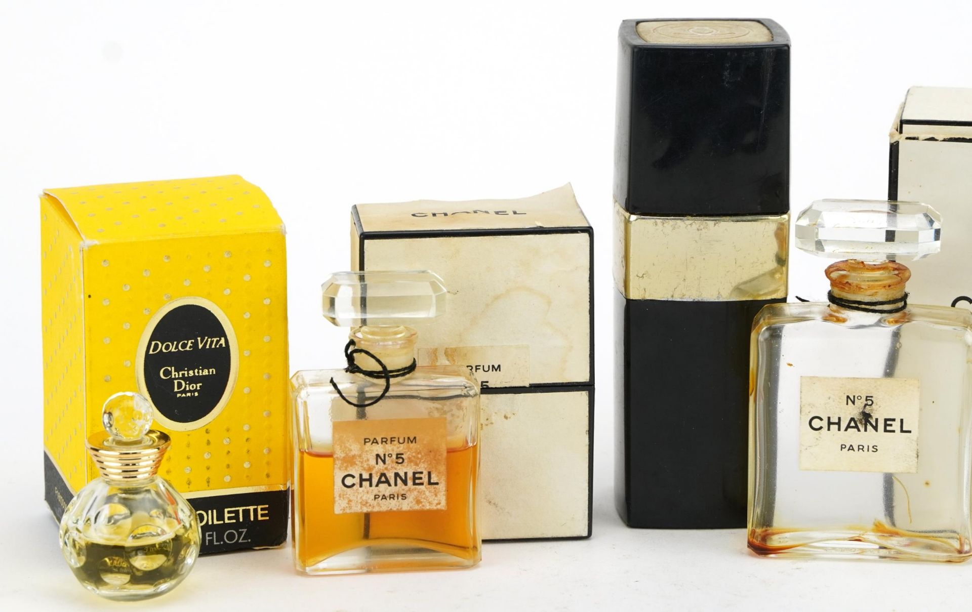 Six vintage perfume bottles comprising Chanel no 5, Coco Chanel and Christian Dior, one with - Bild 2 aus 3