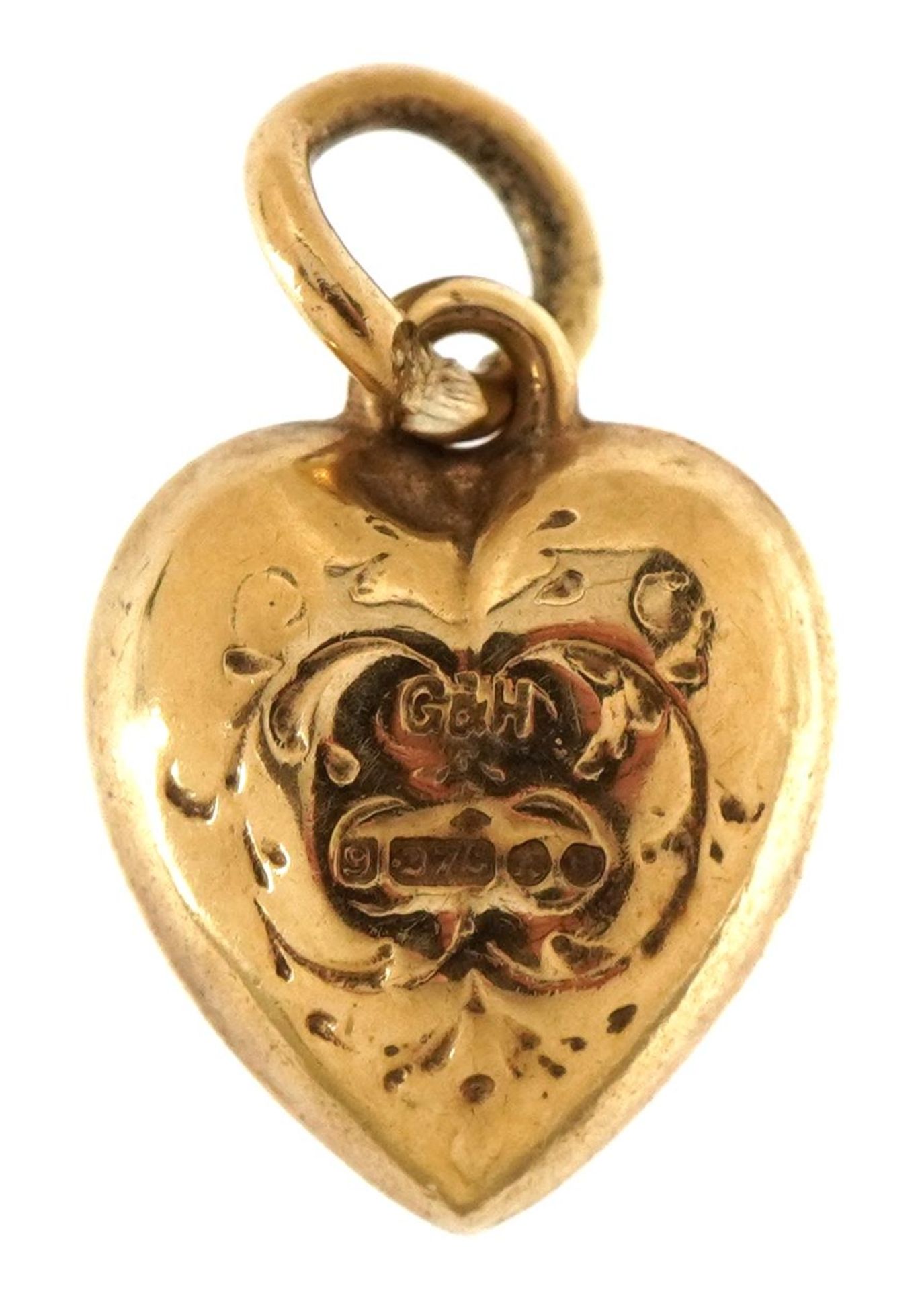 9ct gold love heart charm, 1.3cm high, 0.6g - Image 2 of 3