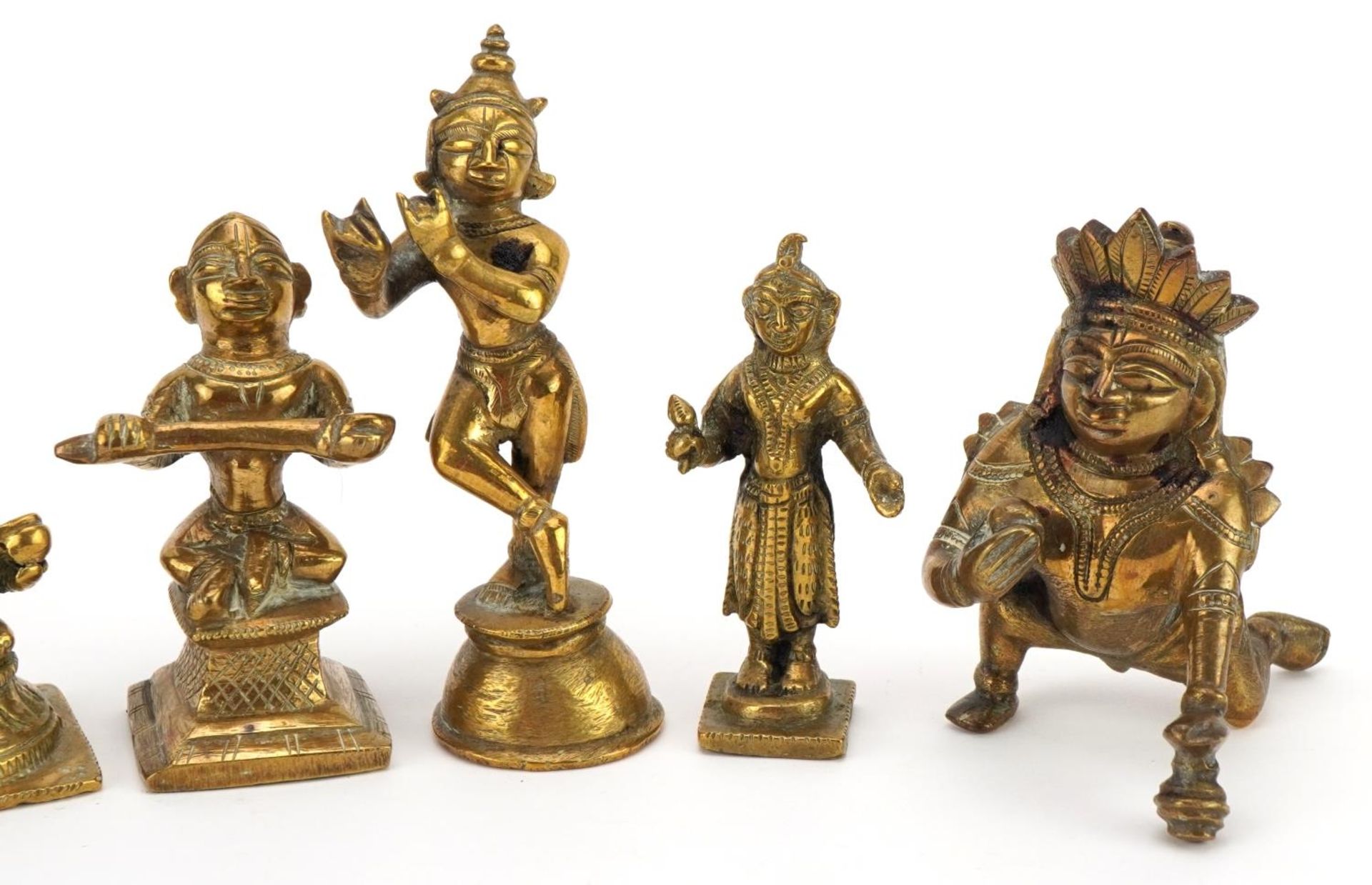 Six Indian bronze figures of Buddha and deities, the largest 9.5cm high - Bild 3 aus 5