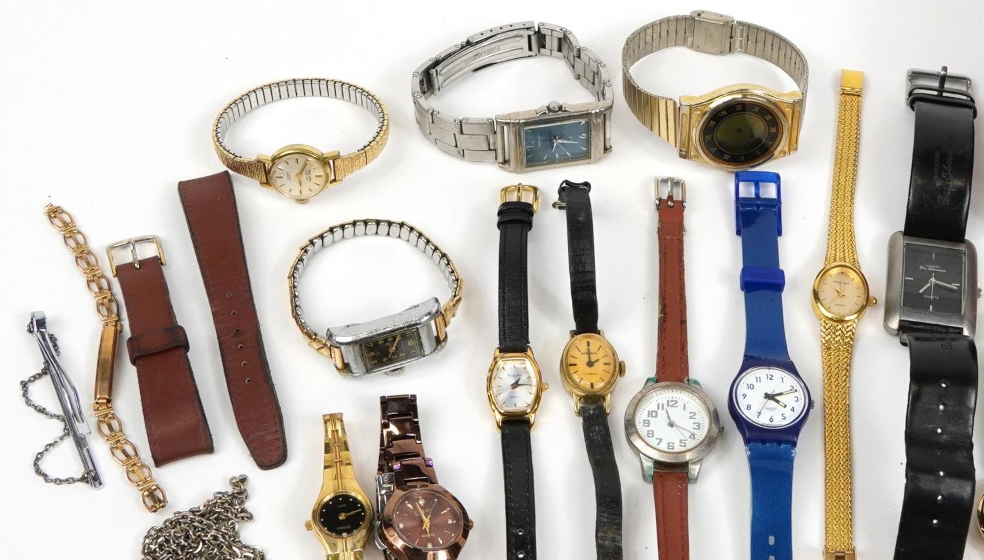 Large collection of vintage and later ladies and gentlemen's wristwatches and pocket watches - Image 2 of 5