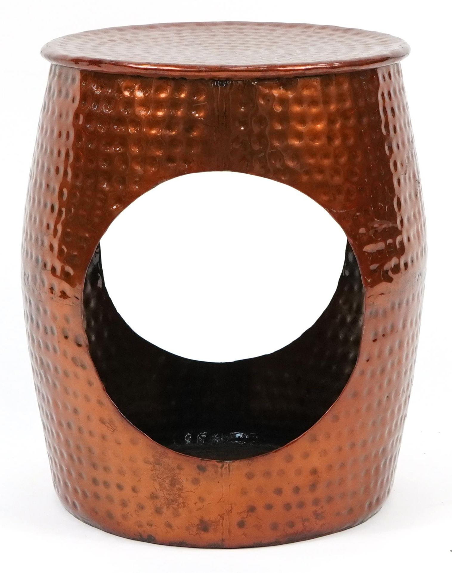 Coppered barrel shaped seat