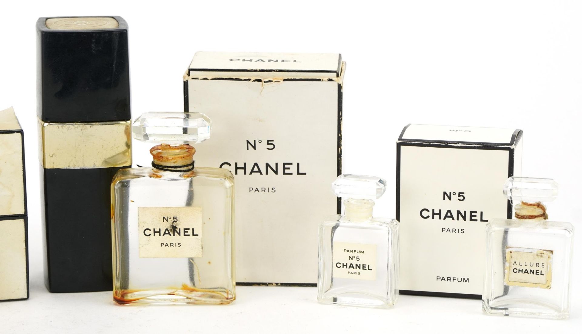 Six vintage perfume bottles comprising Chanel no 5, Coco Chanel and Christian Dior, one with - Bild 3 aus 3