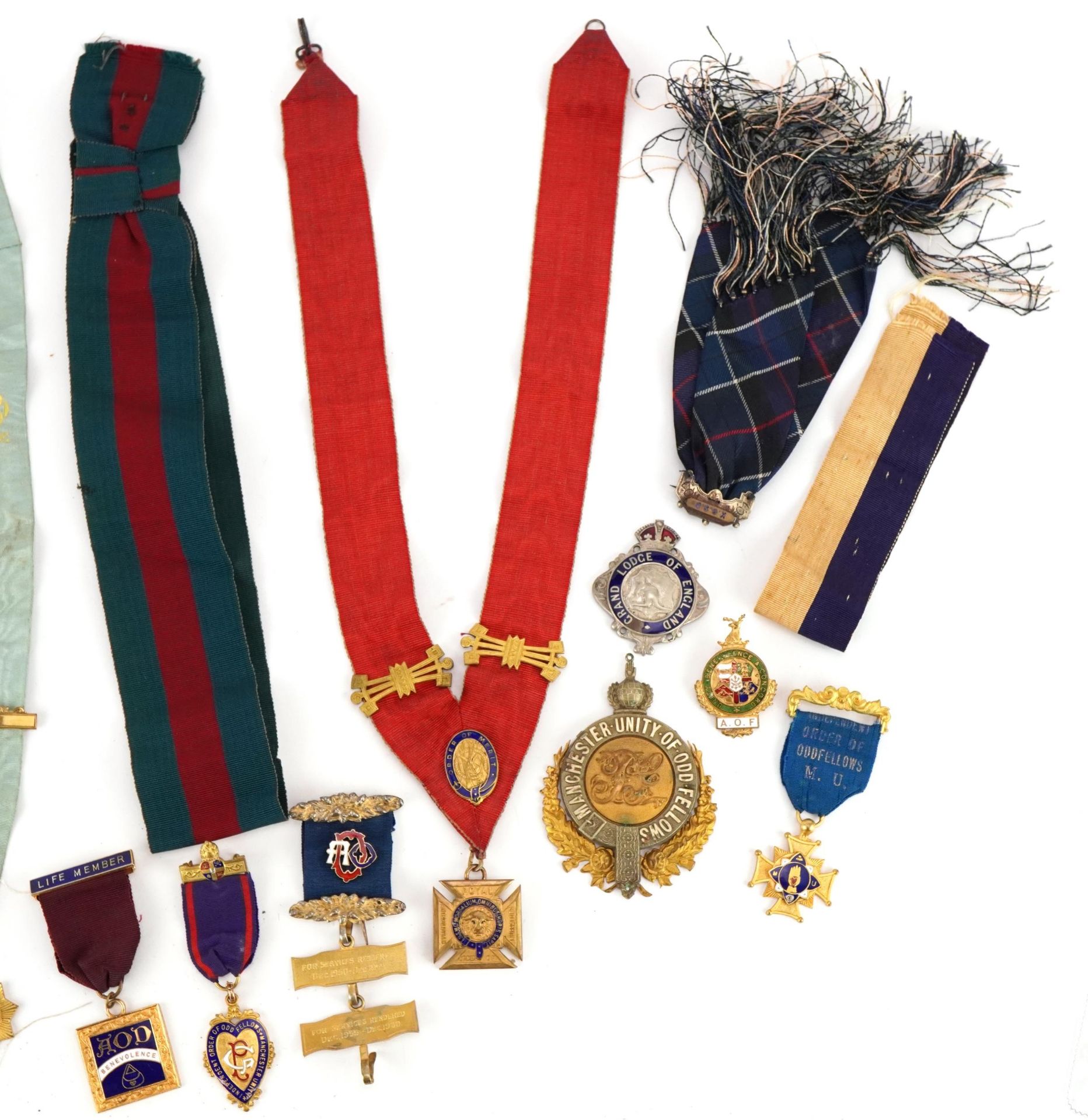 Group of masonic and RAOB interest jewels and medallions including Independent Order of Buffaloes - Bild 3 aus 3
