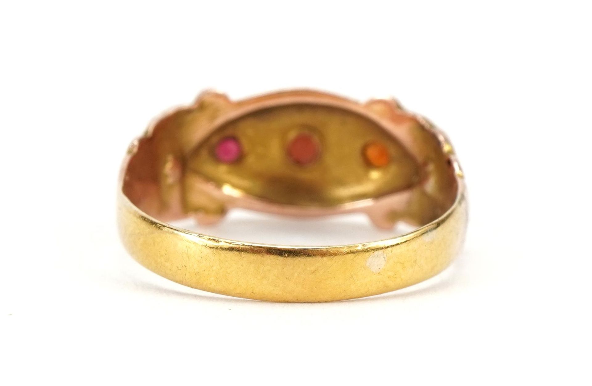 Victorian 22ct gold garnet and diamond boat ring with scrolled shoulders, indistinct hallmarks, size - Bild 2 aus 3